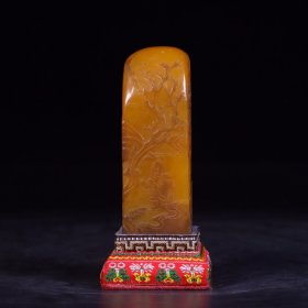 回流：极品老寿山田黄石乌鸦皮雕人物故事印章摆件。