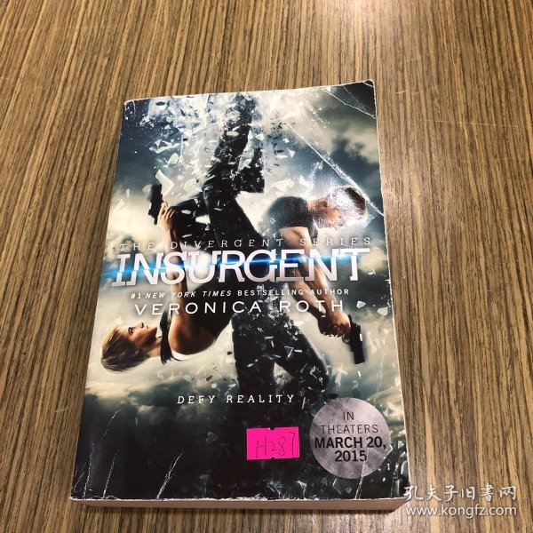 Insurgent Movie Tie-in Edition 分歧者：绝地反击 电影版 英文原版