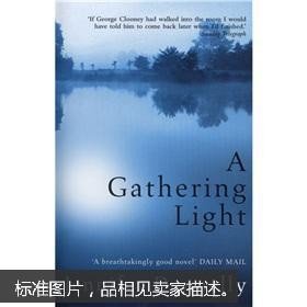 A Gathering Light[聚光灯下]