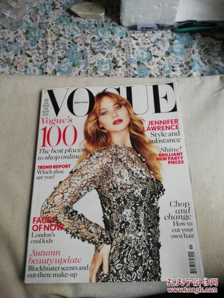 VOGUE NOVEMBER 2012