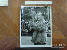 超大尺寸：1957年，毛泽东在北京接见青年团代表