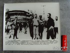 超大尺寸：1927年四一二政变后，蒋介石在上海捕杀共产党