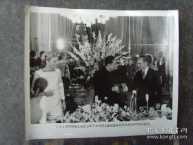 超大尺寸：1978年，华国锋出访伊朗，巴列维国王和王后举行欢迎国宴
