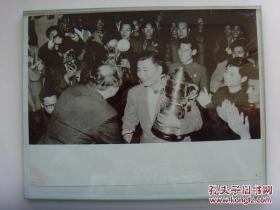 超大尺寸：1961年，世界乒乓球锦标赛，傅其芳（浙江宁波人，我国首个世界冠军和首个男子团体赛世界冠军）