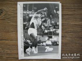 1993年，第八届世界羽毛球锦标赛，印尼选手苏普力扬托获男单冠军