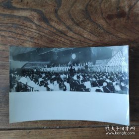 1965年，社会主义朝鲜蒸蒸日上---平壤大剧院的演出W