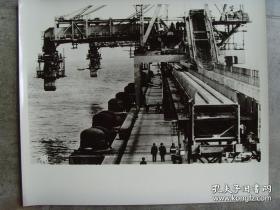 超大尺寸：1984年，秦皇岛港口兴建的大型煤码头