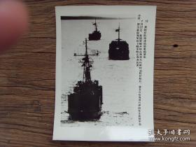 1987年，美国军舰在海湾为科威特邮轮护航