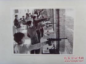 1965年，女子自选小口径手枪慢射，射击运动