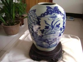 清代时期青花瓷，青花大罐