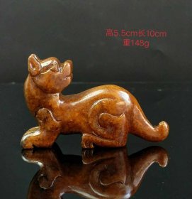 23_黄龙玉瑞兽摆件，品相保存完好