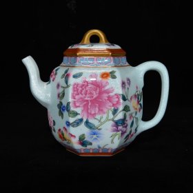 清乾隆珐琅彩牡丹花卉纹壶,10.5×12.5,价格:3640