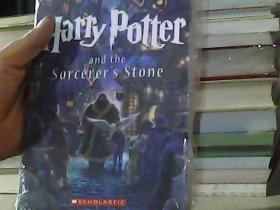 Harry Potter and the Sorcerer's Stone (Harry Potter Series, Book 1)