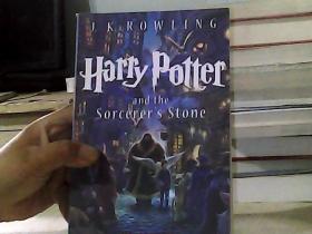 Harry Potter and the Sorcerer's Stone (Harry Potter Series, Book 1)