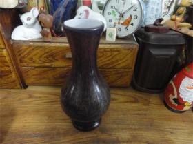 上世纪70-80年代玻璃制老式花瓶民俗怀旧老物品影视老道具一只。第116弹