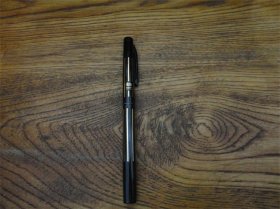 80-90年代辽宁丹东金笔厂白翎牌财会特细作用钢笔未使用单价。