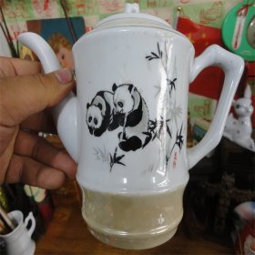 上世纪70-80年代熊猫图案瓷壶水壶茶壶民俗老物品。