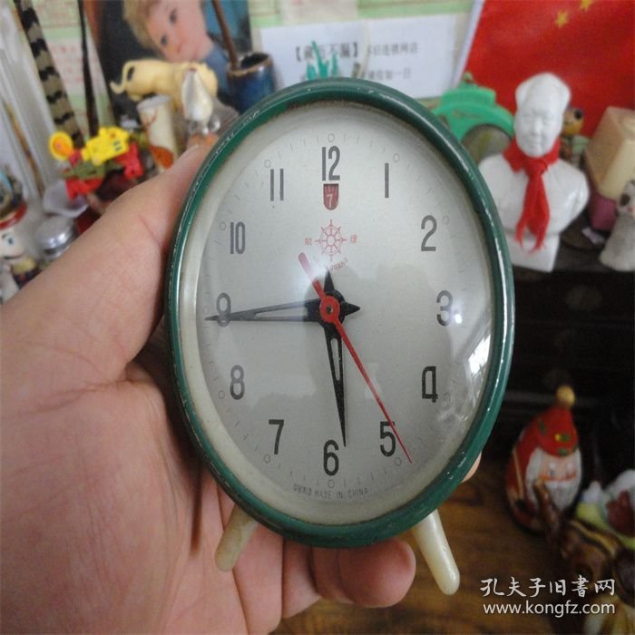 上世纪70-80年代老式舵牌纯铜芯台式闹钟配件时走时停。