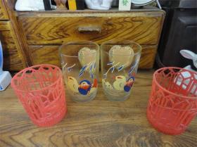 上世纪70-80年代双喜鸳鸯玻璃杯带塑料外套民俗怀旧老物品。