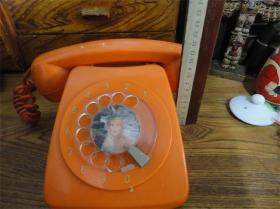上世纪80-90年代滑轮电话台式老电话机民俗老物品滑轮不动。