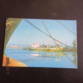 80年代 秦皇岛港-油轮 明信片 可制轮船与建设成就题材极限片