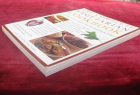 （英文原版）THE COMPLETE VEGETARIAN COOKBOOK（完整的素食食谱）（香酥春卷配甜辣椒酱、咖喱鸡蛋、糖醋朝鲜蓟沙拉、西班牙冷汤菜(用番茄、青椒、黄瓜等制成)、豌豆配小洋葱和奶油、马铃薯面疙瘩）（16开全彩铜版纸）（包邮）