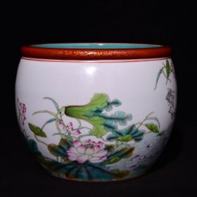 珐琅彩描金荷花仙鹤纹缸，高11.5×14厘米