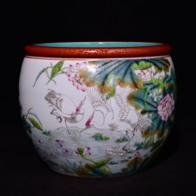 珐琅彩描金荷花仙鹤纹缸，高11.5×14厘米