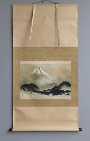 日本回流 日本著名画家 横山大观《富士之图》 （印刷） 绢本立轴（编号 067）