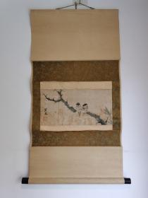 日本回流 日本著名画家 菊池芳文《桃花与麻雀》（茶挂）（手绘） 纸本立轴（034）