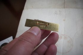 1957年【上海体育学院】修业证书！院长；吴蕴瑞！附八十年代【上海体育运动技术学院】校徽