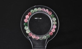 （V4519）《马达加斯加草莓晶饰品》手串一个 纯天然粉草莓晶12颗 绿草莓晶12颗 单颗水晶尺寸：7.7mm 总重量15.00g 手串周长：18cm