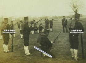 清末民国时期波凡克H.C.怀特立体照片公司---1904年日俄战争时期早期，日本东京的后备役军队抓紧射击训练，准备在中国东北满洲，和俄国进行一场大战，