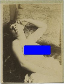 1880年代西洋女子艺术人体肖像蛋白照片一张。整件9.5X7.3厘米。M