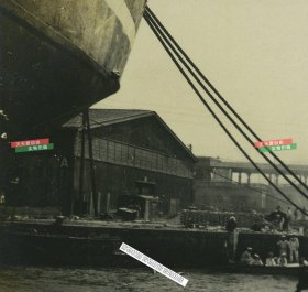 民国时期大连港码头和货运仓库老照片。11X6.8厘米，泛银