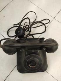 1976年黑胶木电话机