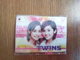 TWINS闪光卡