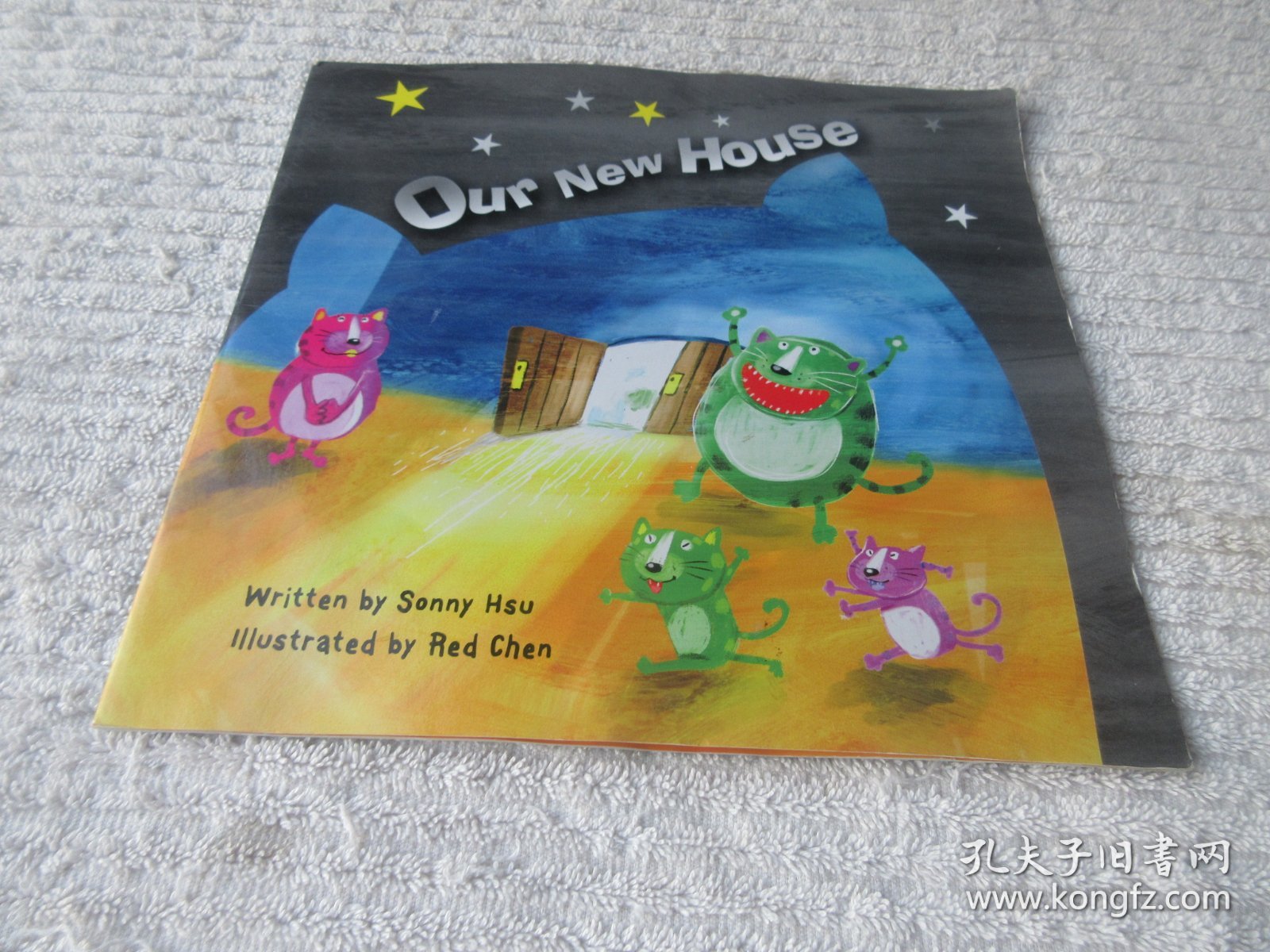 Our new House（Apple Tree Series High-5 Kids! Love Reading）