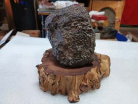 天然奇石原石  新疆陨石摆件 393克（天然原石 、文玩）