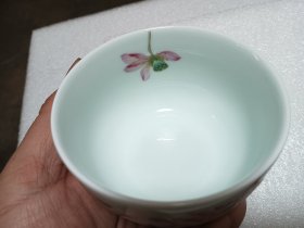 粉彩荷花主人杯（茶文化、茶杯）