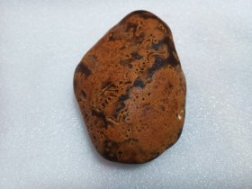 天然奇石原石  带画面大颗玛瑙 手把件 290克（天然原石 、文玩）