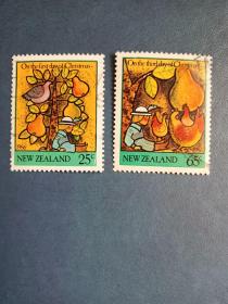 外国邮票    新西兰邮票   1986年 圣诞节树男孩 2枚 (信销票)