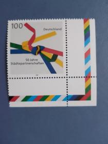 外国邮票  德国邮票  1997年 建立友好城市运动开展50周年 红丝带 1全
 （无邮戳新票）