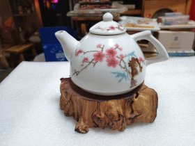 景德镇制粉彩红梅茶壶 （茶文化、茶壶）