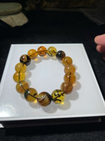 15颗棕色手串