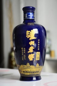 泸州老窖头曲酒瓶