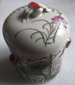 多用途圆瓷缸（罐）·彩绘荷花和小鸟图案·一个