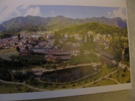 约30页，传统村落畈 浔里村， （美丽乡村介绍图片册+文字介绍，先进村、古村、文化之村）（江山市廿八都镇浔里村）市志县区志类地方文献档案资料，文字和图片介绍（古建筑、碑刻，桥梁、十古代遗址+旅游景点等），A4大小