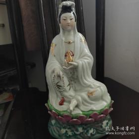 观音像一座 当代官窑 景德镇雕塑瓷厂制作