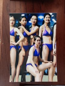 艺术体操女队员彩色图片一张  五六个人 五寸